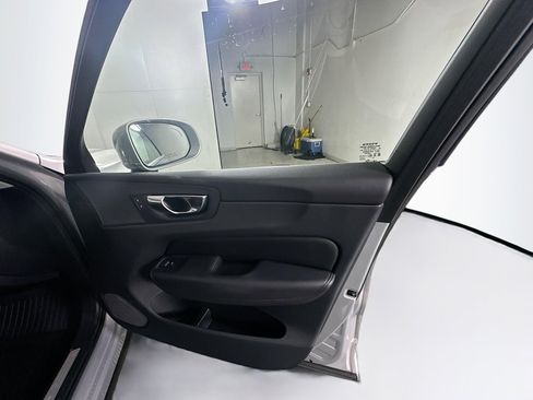 Used 2023 Volvo XC60 B5 Plus w/ Climate Package image 33