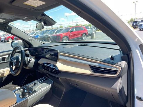 Used 2026 Buick Enclave Preferred FWD image 21