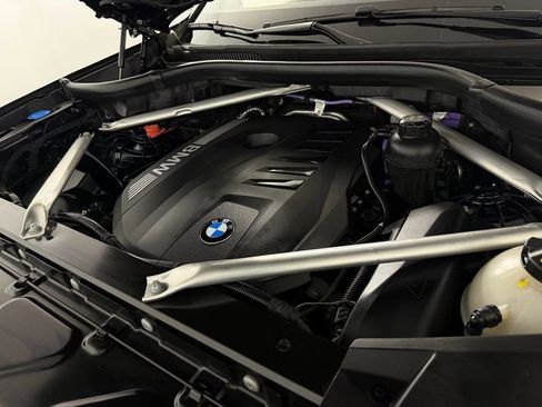 Used 2025 BMW X5 sDrive40i w/ M Sport Package RWD image 34