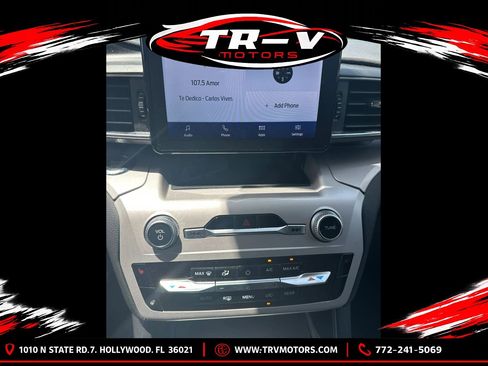 Used 2023 Ford Explorer XLT w/ Equipment Group 202A RWD image 18