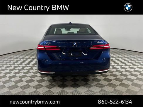 Certified 2026 BMW 530i xDrive w/ Premium Package AWD/4WD image 6