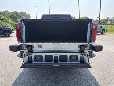 Used 2024 GMC Sierra 2500 Denali w/ Denali Reserve Package AWD/4WD image 19
