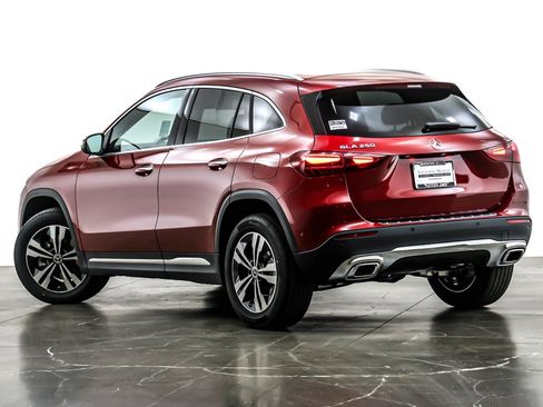 New 2026 Mercedes-Benz GLA 250 image 12