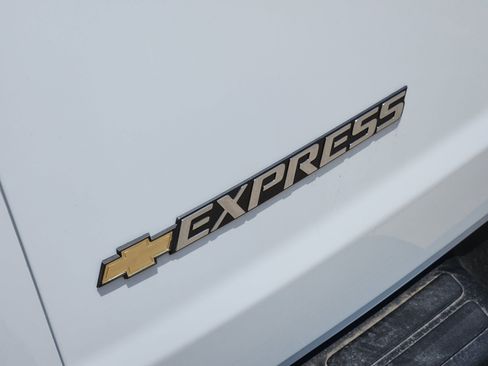 New 2025 Chevrolet Express 2500 w/ Driver Convenience Package image 8