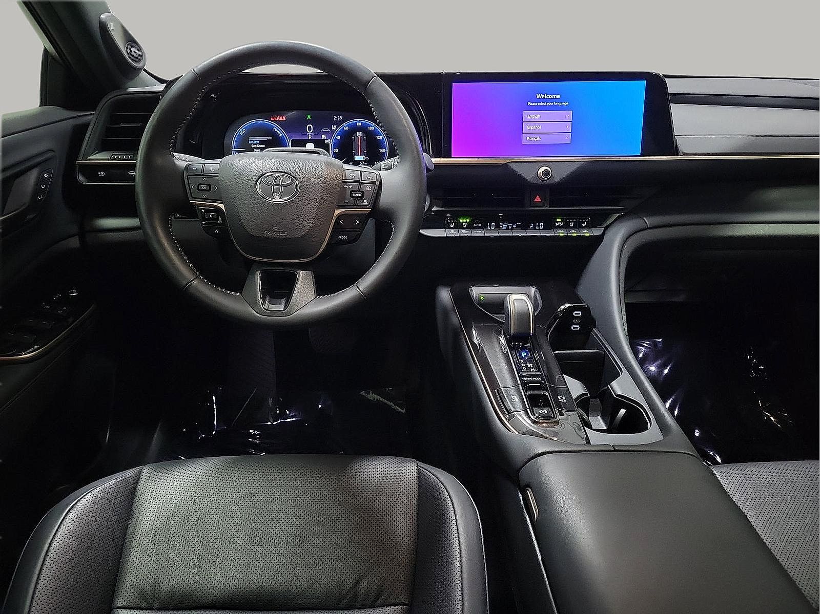 Certified 2024 Toyota Crown Platinum AWD/4WD image 8