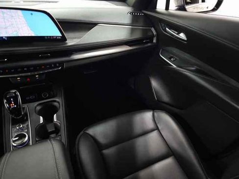 Certified 2025 Cadillac XT4 Premium Luxury image 21