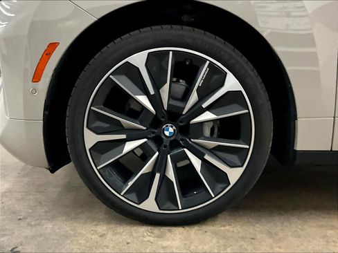 Used 2026 BMW iX xDrive45 image 11