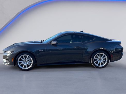 Used 2024 Ford Mustang GT Premium image 12