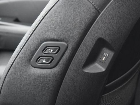 Certified 2025 Kia Carnival SX Prestige image 22