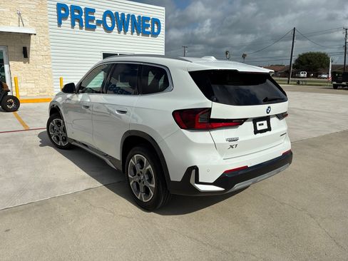 Used 2026 BMW X1 xDrive28i AWD/4WD image 5