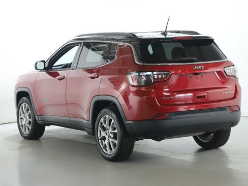 Used 2025 Jeep Compass Limited AWD/4WD image 39