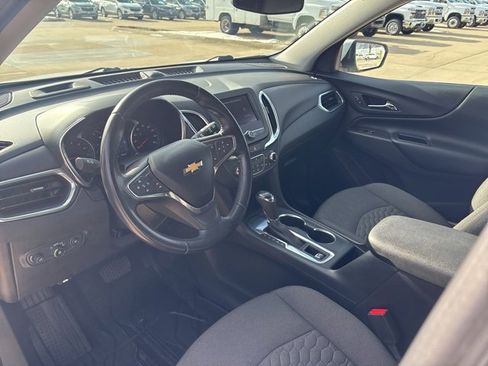 Used 2020 Chevrolet Equinox LT image 12