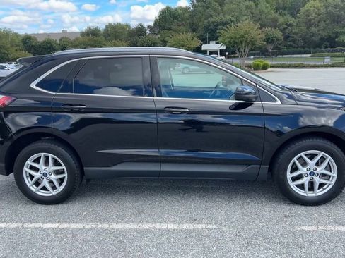 Used 2022 Ford Edge SEL w/ Convenience Package image 9