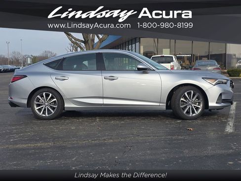 New 2026 Acura Integra FWD image 3