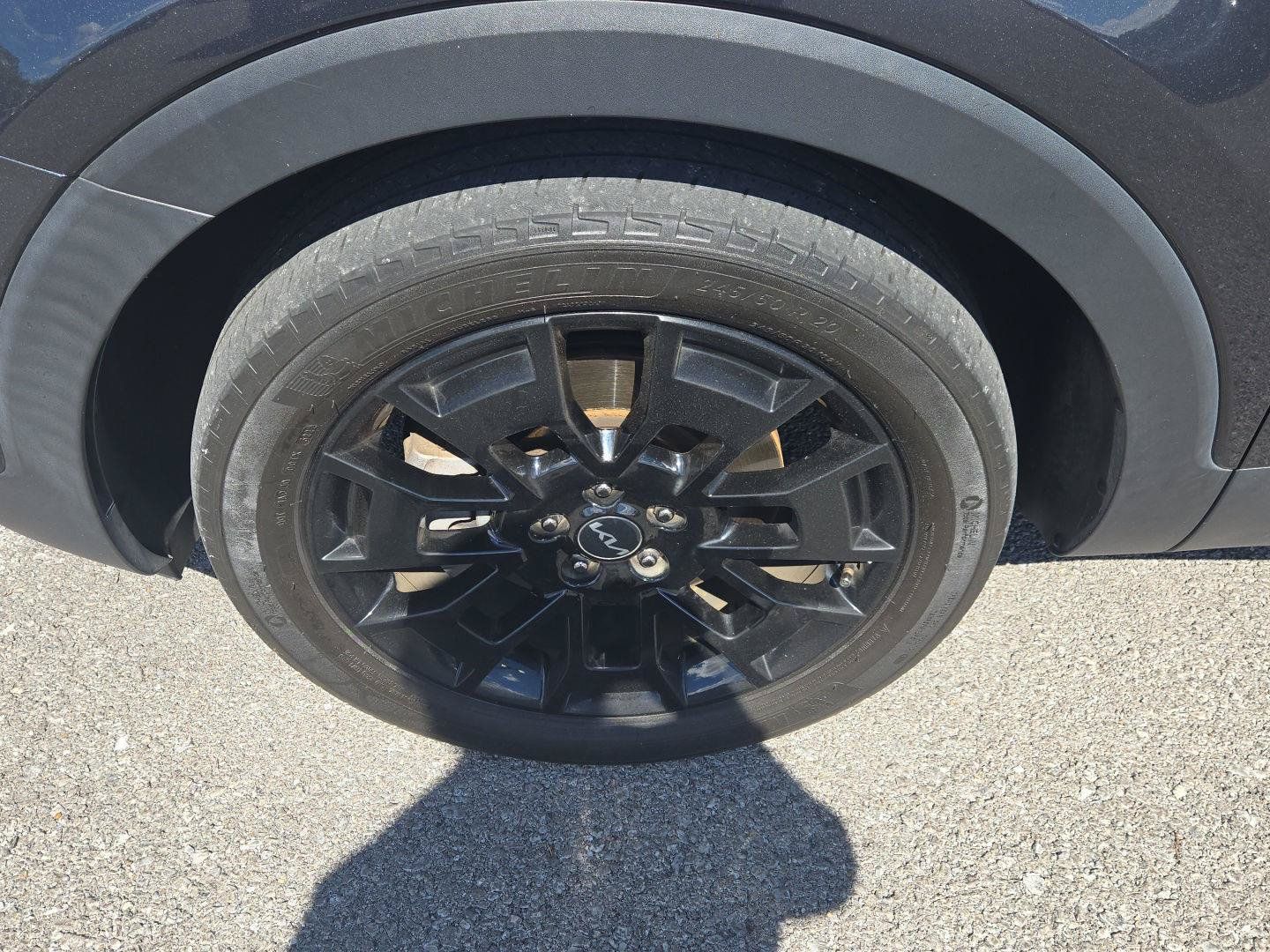 Used 2022 Kia Telluride SX w/ SX Prestige Package AWD/4WD image 12