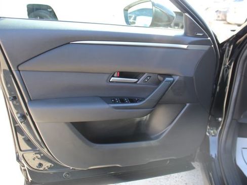 Used 2025 MAZDA CX-50 AWD 2.5 S w/ Premium Package image 8
