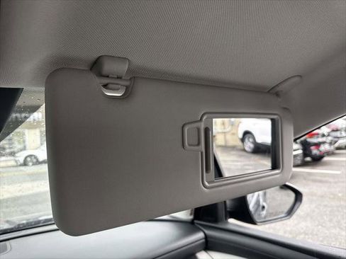Used 2025 Hyundai Tucson SE FWD image 28