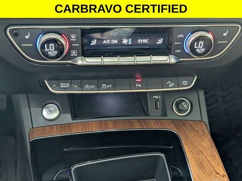 Used 2022 Audi Q5 2.0T Premium w/ Convenience Package AWD/4WD image 23