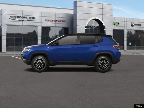 New 2026 Jeep Compass Trailhawk w/ Sun, Sound & Navigation Group AWD/4WD image 3