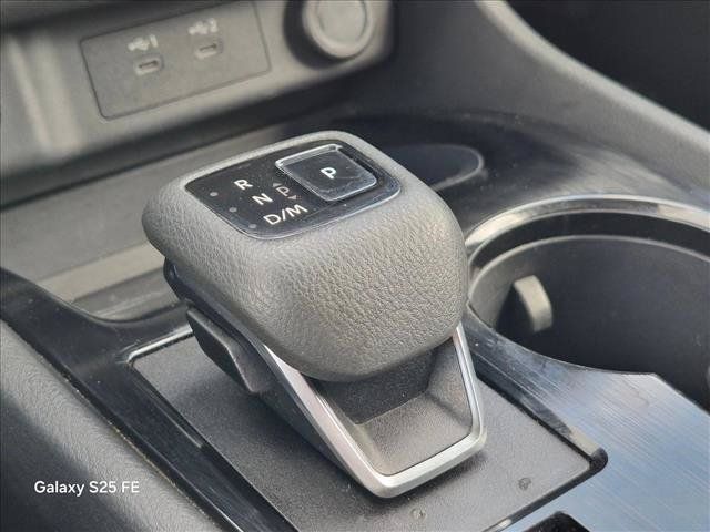 Used 2024 Nissan Rogue SV AWD/4WD image 12
