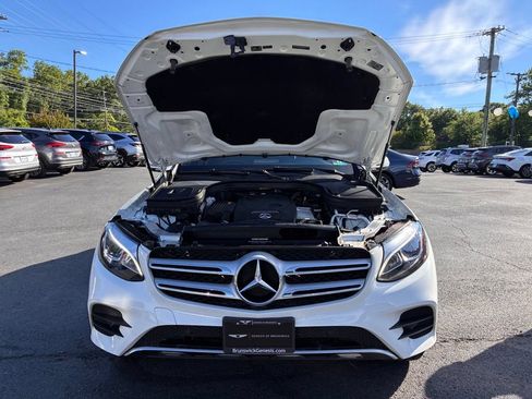 Used 2019 Mercedes-Benz GLC 300 4MATIC image 18