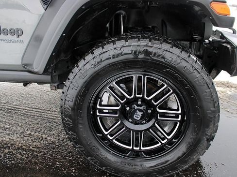 Used 2022 Jeep Wrangler Unlimited Sport AWD/4WD image 5
