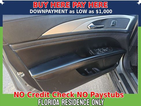 Used 2017 Lincoln MKZ Premiere FWD image 9