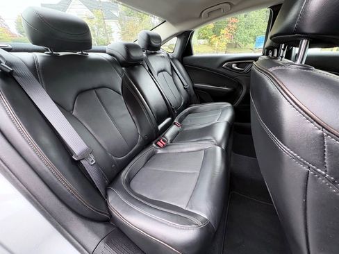 Used 2015 Chrysler 200 C w/ Navigation & Sound Group I image 18