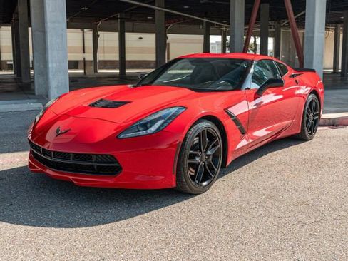Used 2016 Chevrolet Corvette Stingray Coupe w/ Carbon Flash Badge Package image 4
