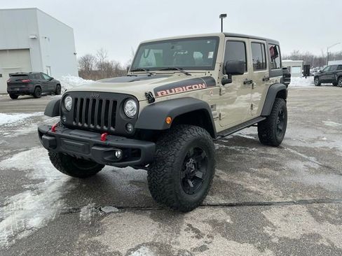 Used 2017 Jeep Wrangler Unlimited Rubicon image 3