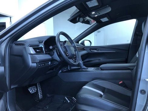 Certified 2025 Toyota Camry SE image 11