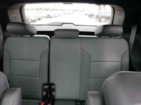 New 2026 GMC Acadia AT4 w/ Super Cruise Package AWD/4WD image 9