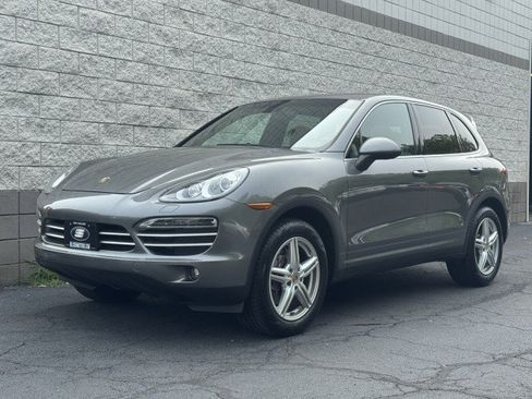 Used 2014 Porsche Cayenne Platinum Edition w/ Walnut Interior Package AWD/4WD image 1