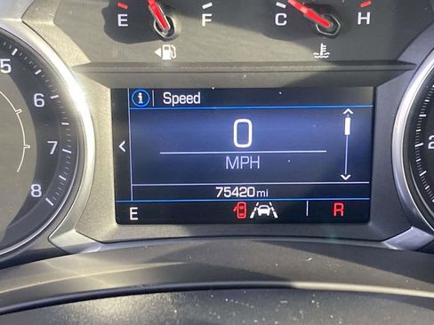 Used 2020 GMC Terrain SLE image 30