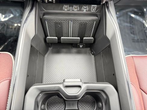 Used 2025 RAM 1500 Limited image 27