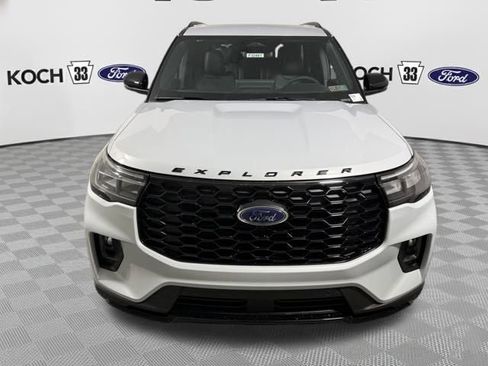 New 2026 Ford Explorer ST-Line w/ ST-Line Street Pack image 2