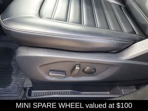 Used 2024 Ford Edge SEL w/ Convenience Package image 6