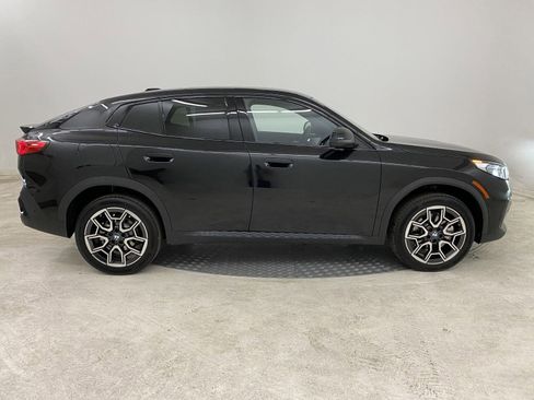 Used 2025 BMW X2 xDrive28i w/ Convenience Package image 7