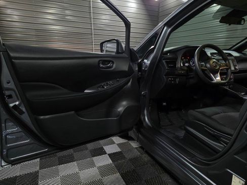 Used 2020 Nissan Leaf S w/ S Charge Package image 29