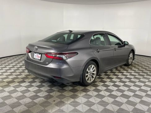 Used 2022 Toyota Camry LE w/ Cold Weather Package image 16