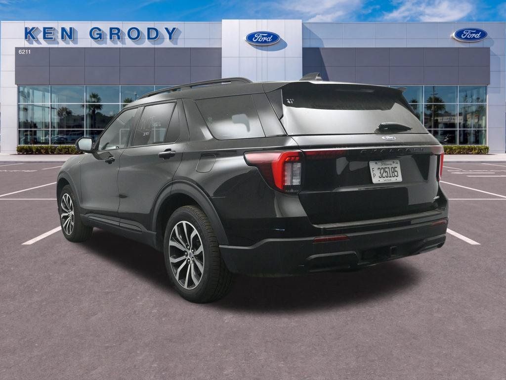 Used 2026 Ford Explorer ST-Line AWD/4WD image 8