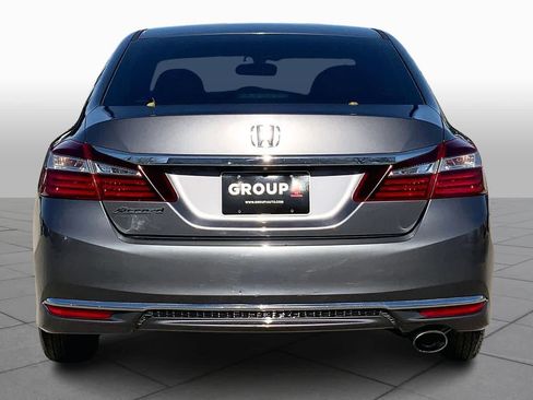 Used 2017 Honda Accord LX image 4