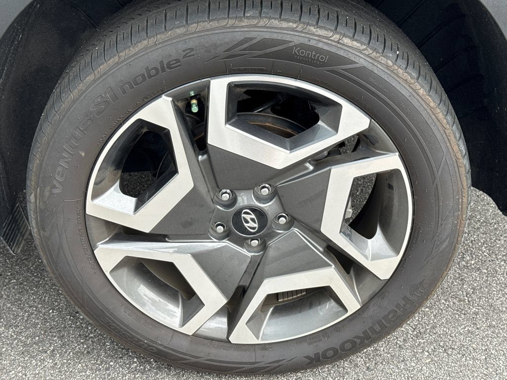 Used 2025 Hyundai Palisade SEL FWD image 23