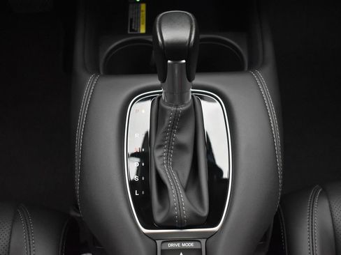 Used 2024 Honda HR-V EX-L image 28