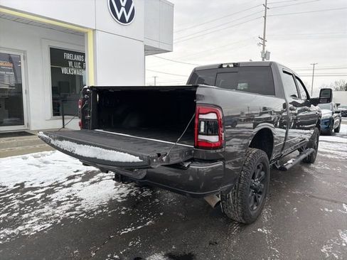 Used 2024 RAM 3500 Laramie w/ Night Edition image 15