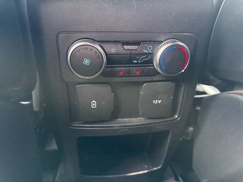 Used 2020 Ford Explorer XLT w/ Equipment Group 202A RWD image 14