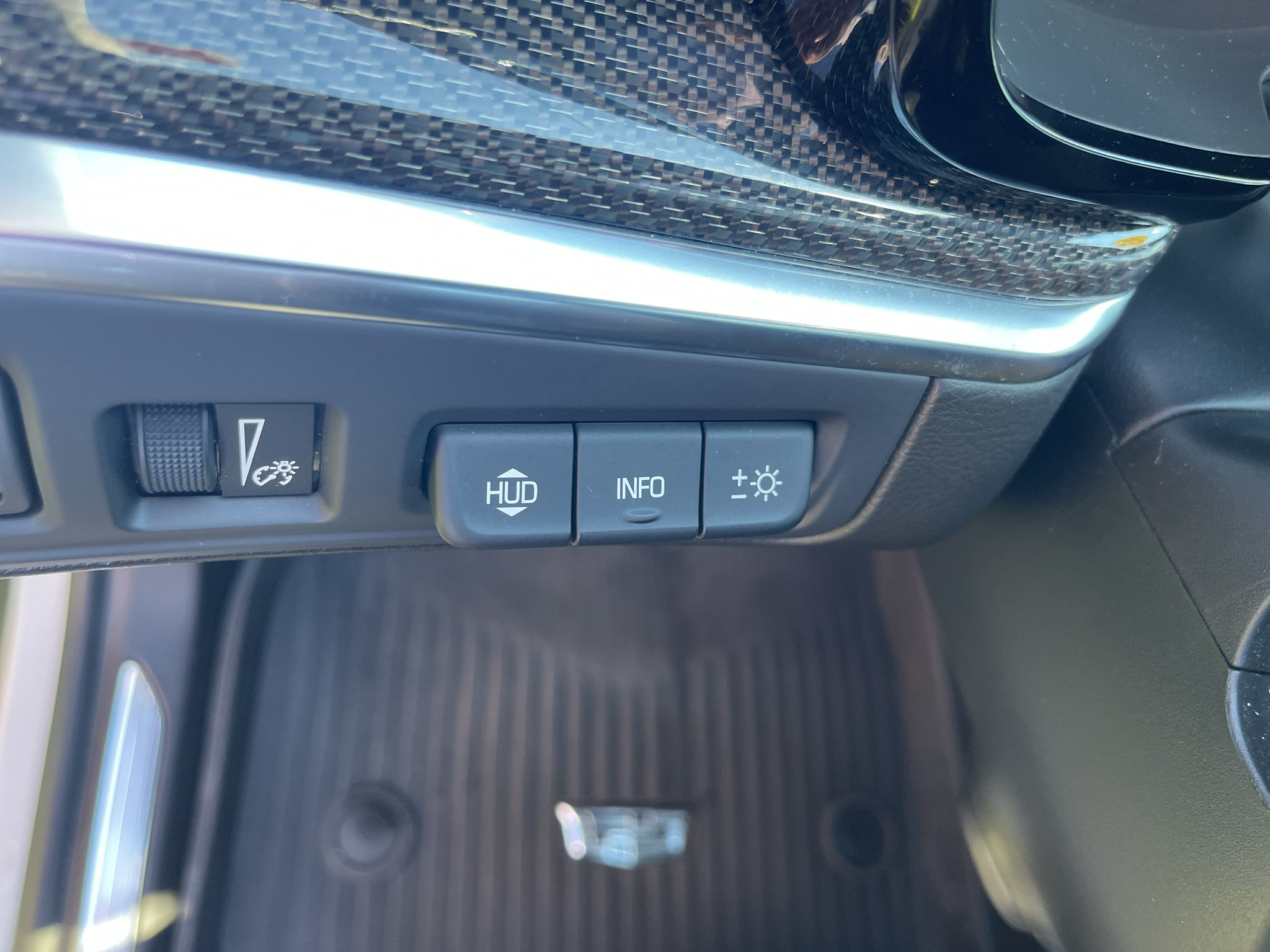 Used 2024 Cadillac XT5 Sportv w/ Technology Package AWD/4WD image 22