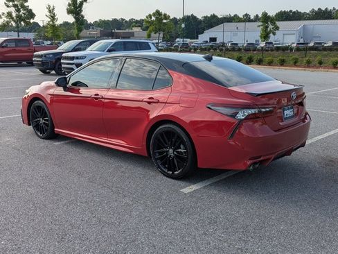 Used 2022 Toyota Camry XSE w/ Navigation Upgrade Package FWD image 7