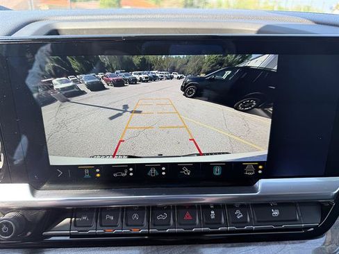 Certified 2023 Chevrolet Silverado 1500 LTZ AWD/4WD image 23