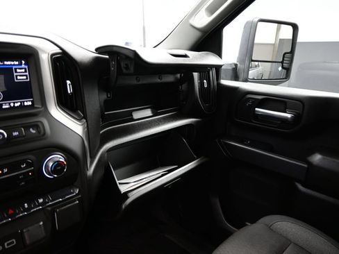 Used 2025 Chevrolet Silverado 2500 Custom w/ Custom Convenience Package AWD/4WD image 23